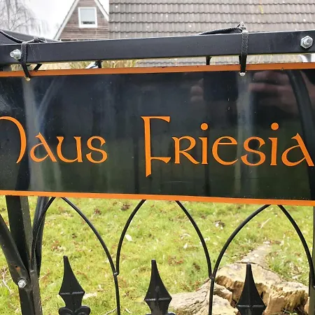 Haus Friesia Holiday home Krummhoern